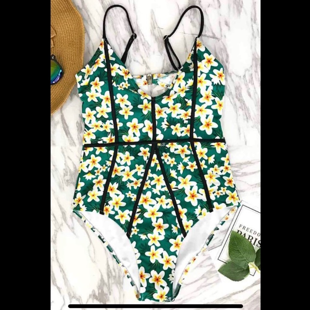 Cupshe Floral Monokini